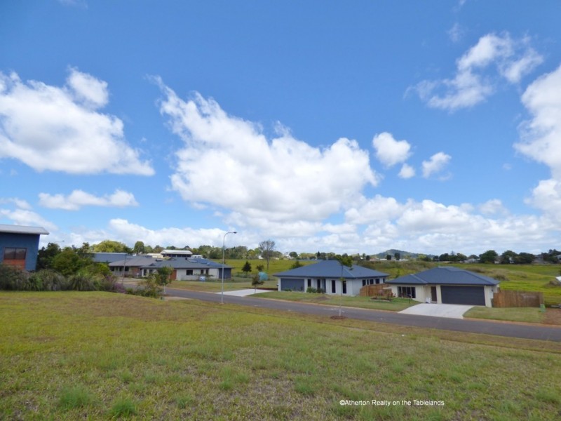 34 Wensley Ave, Yungaburra QLD 4884