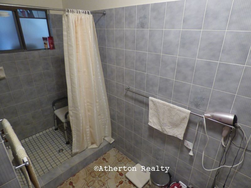 1/18 Hillview Cct, Atherton QLD 4883