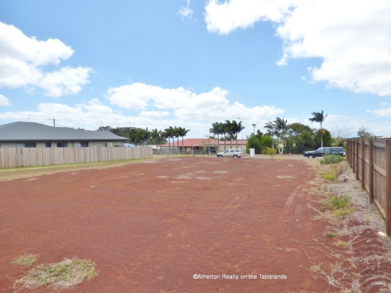 17 Maidment Rd, Tolga QLD 4882