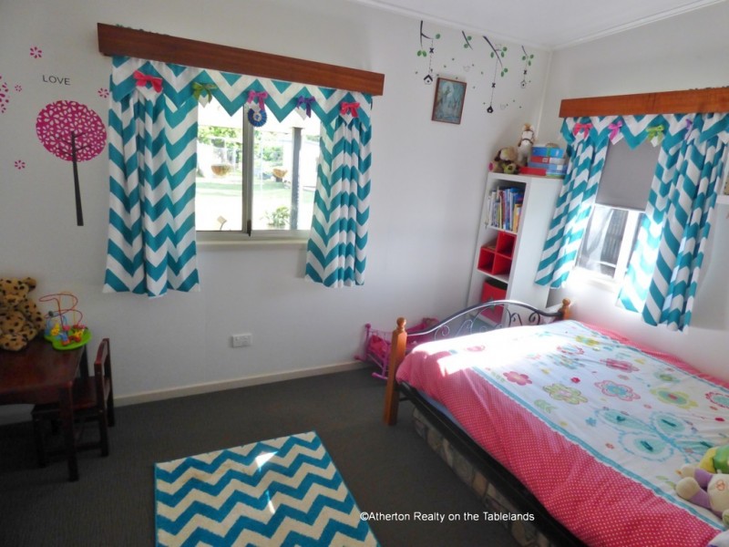 17 Marion St, Tolga QLD 4882
