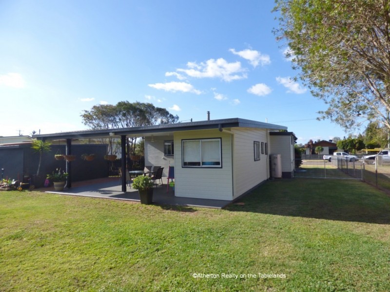 17 Marion St, Tolga QLD 4882