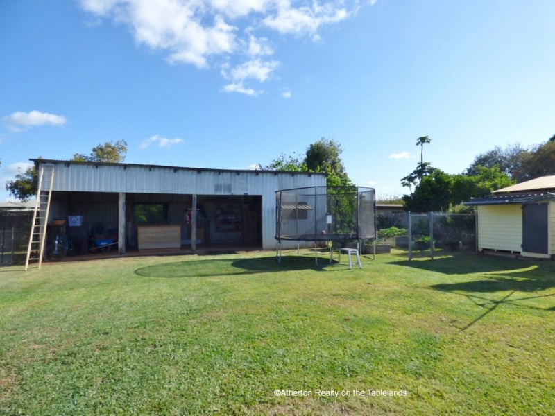 17 Marion St, Tolga QLD 4882