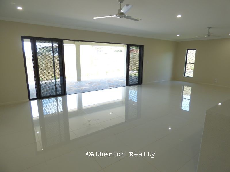 10 Lavender Cres, Atherton QLD 4883
