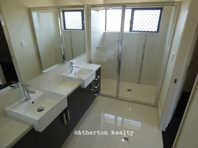 10 Lavender Cres, Atherton QLD 4883