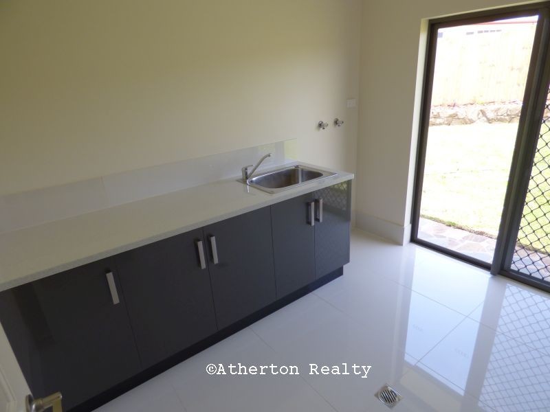10 Lavender Cres, Atherton QLD 4883