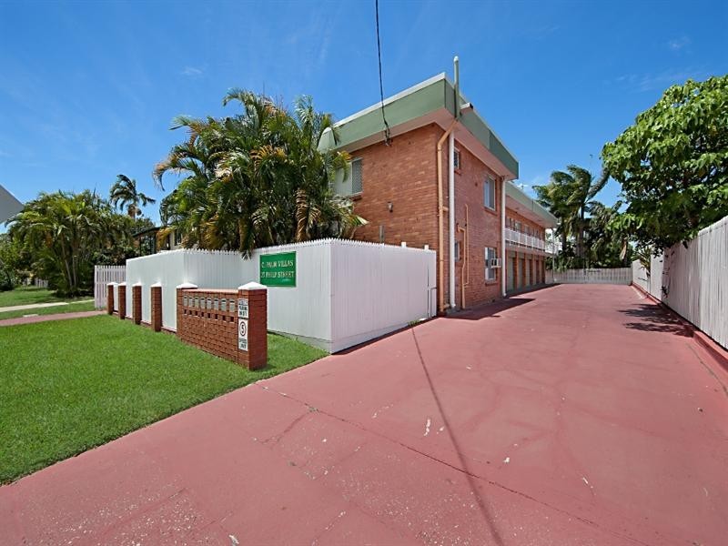 2/27 Philp Street, Hermit Park QLD 4812