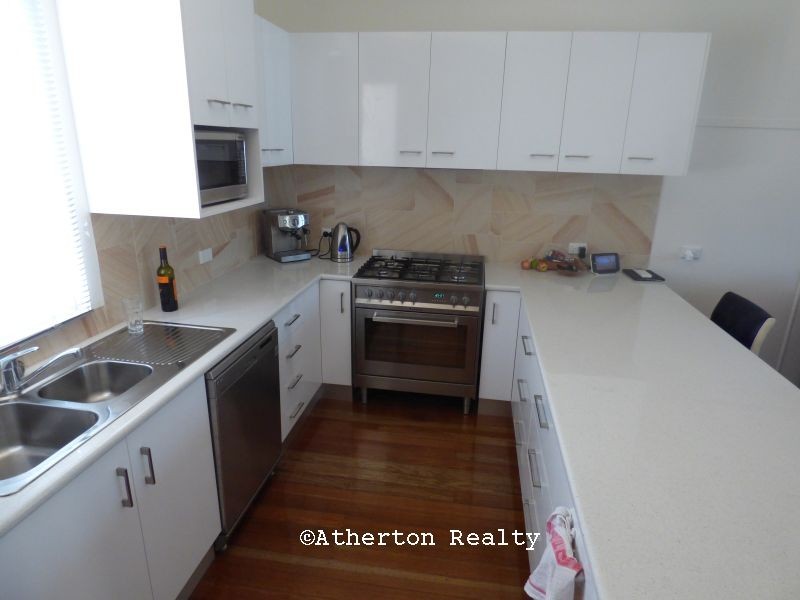 24 Weaver St, Atherton QLD 4883