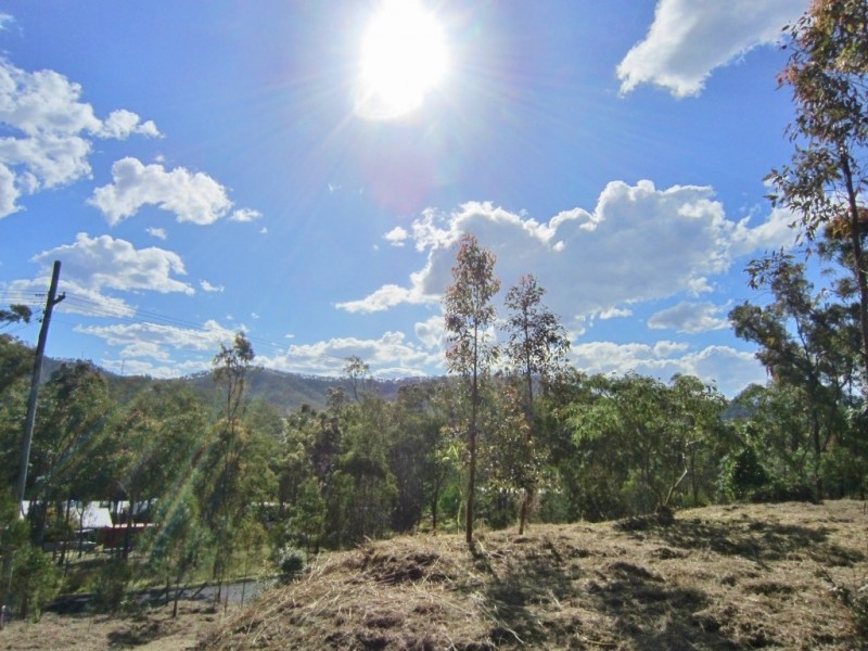 24 Mowbray Rd, Herberton QLD 4887