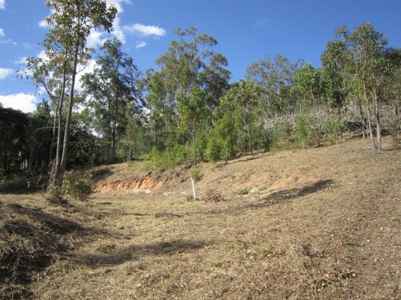24 Mowbray Rd, Herberton QLD 4887