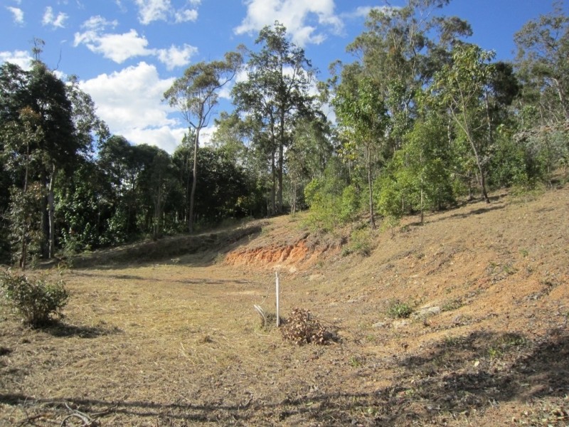 24 Mowbray Rd, Herberton QLD 4887