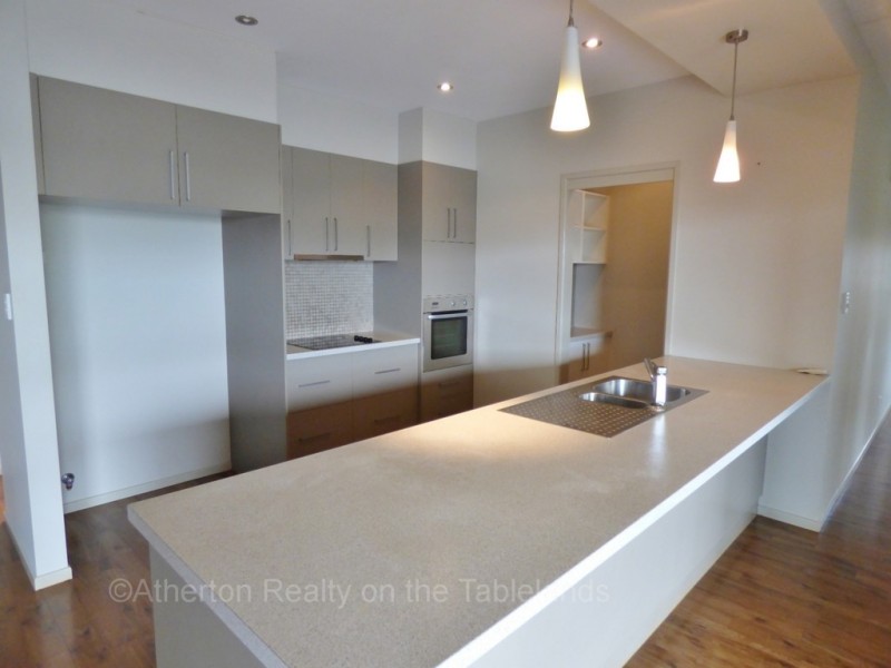 85 Loder St, Atherton QLD 4883