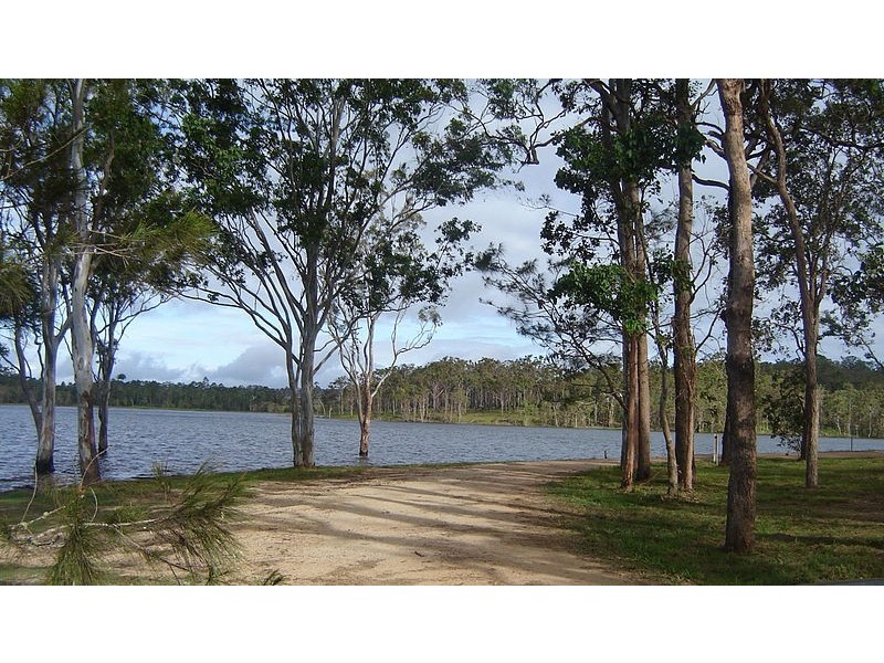 10 Eden Drive, Tinaroo QLD 4872