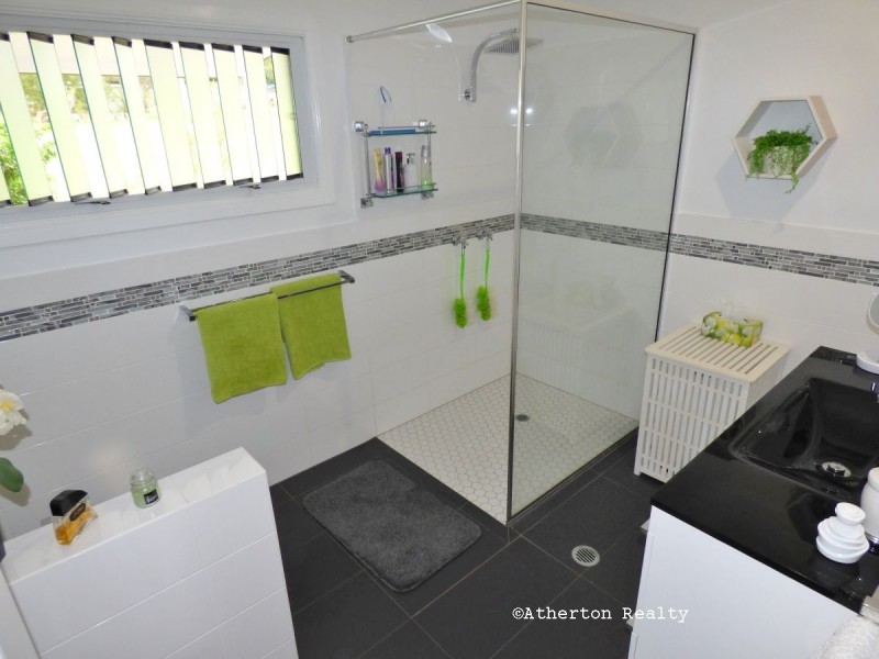 1A Empress Av, Herberton QLD 4887