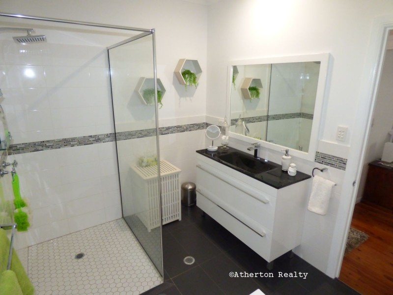 1A Empress Av, Herberton QLD 4887