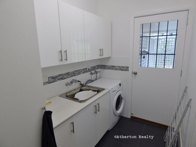 1A Empress Av, Herberton QLD 4887