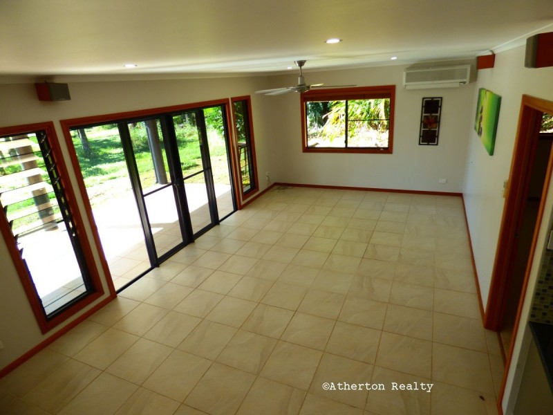 212 Lindsay Road, Carmoo QLD 4852