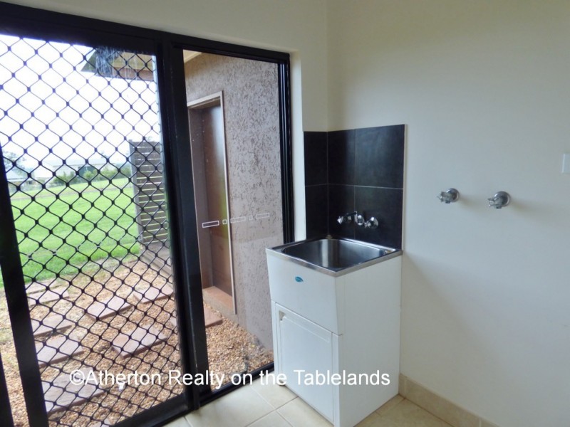 33 Moffat Drive, Tolga QLD 4882