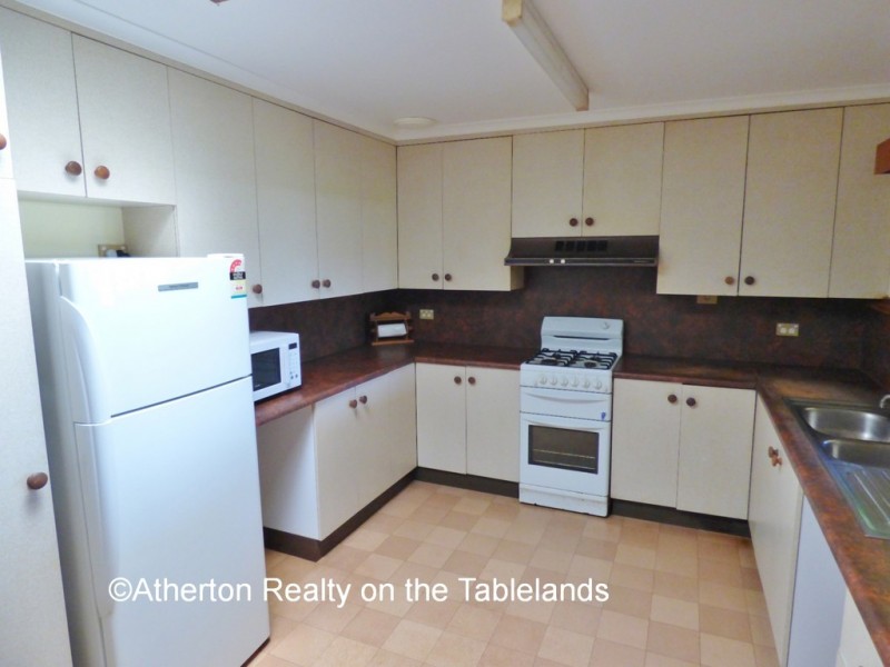 26-28 Dalziel Ave, Atherton QLD 4883