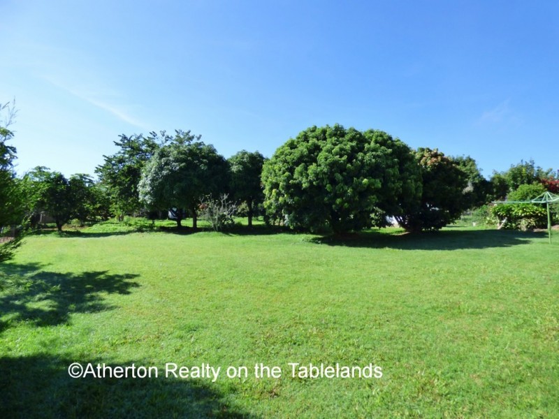 26-28 Dalziel Ave, Atherton QLD 4883