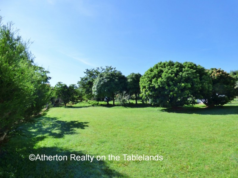 26-28 Dalziel Ave, Atherton QLD 4883