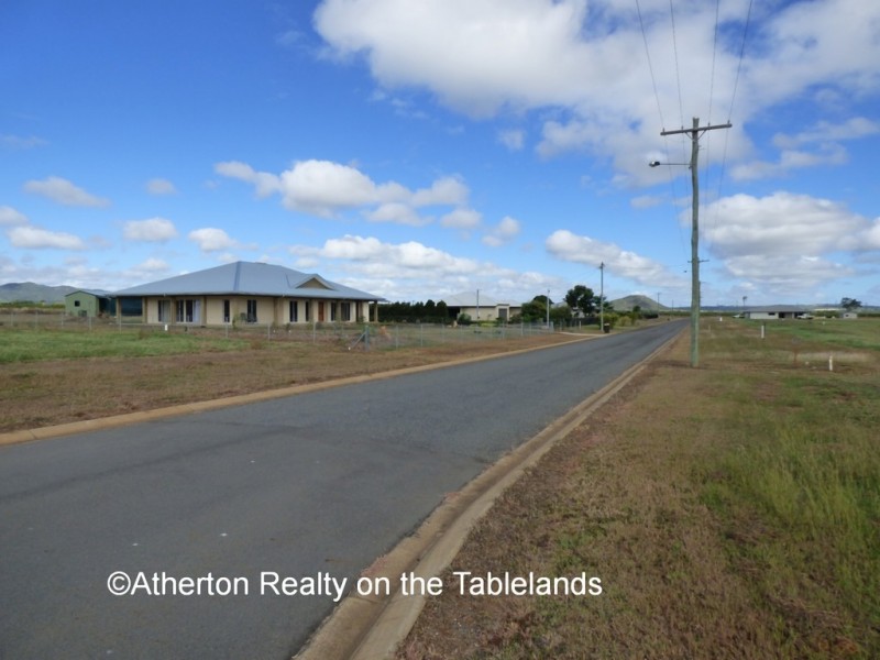 12 Agius Cres, Mareeba QLD 4880