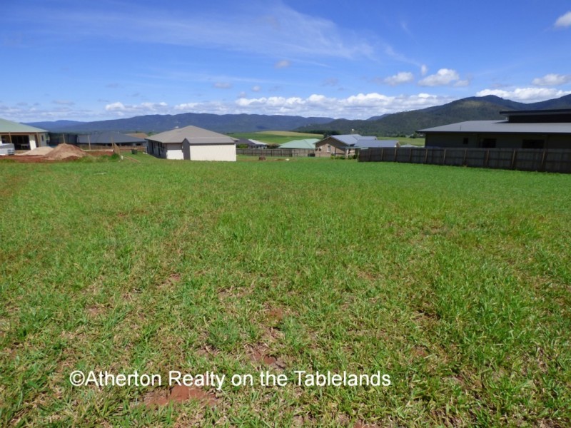 22 Lavender Cres, Pleasant View, Atherton QLD 4883