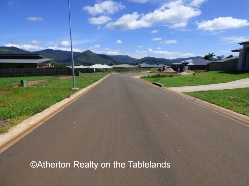 22 Lavender Cres, Pleasant View, Atherton QLD 4883