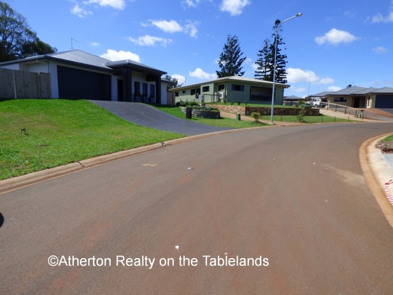 22 Lavender Cres, Pleasant View, Atherton QLD 4883