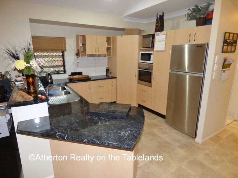14 Gagetti Cl, Atherton QLD 4883