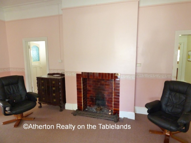 12 Herberton Rd, Atherton QLD 4883
