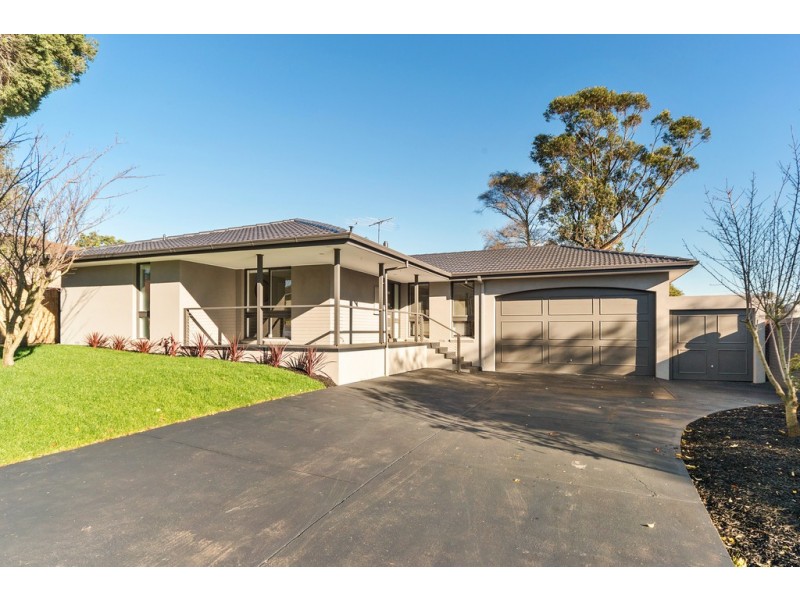 10 Burswood Close, Frankston South VIC 3199