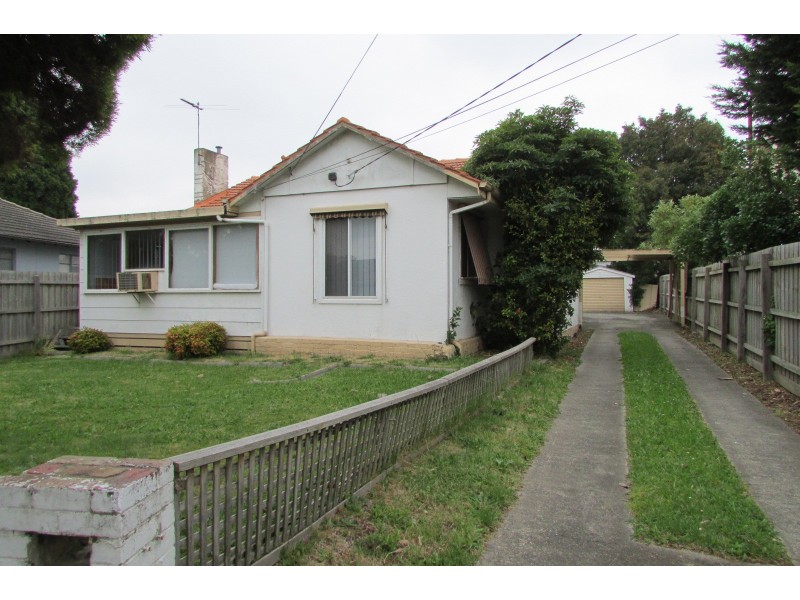 18 Latham Crescent, Dandenong North VIC 3175