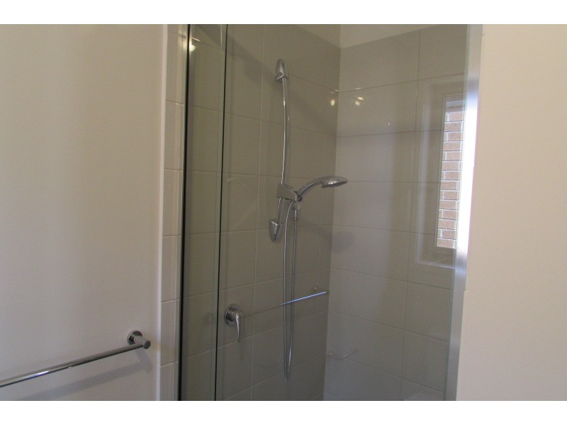 30 Yellow Robin Circuit, Cranbourne East VIC 3977