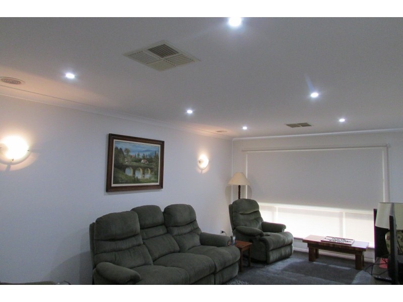 7A King David Court, Hampton Park VIC 3976