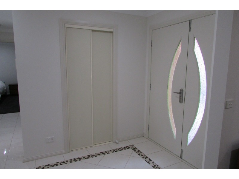 7A King David Court, Hampton Park VIC 3976