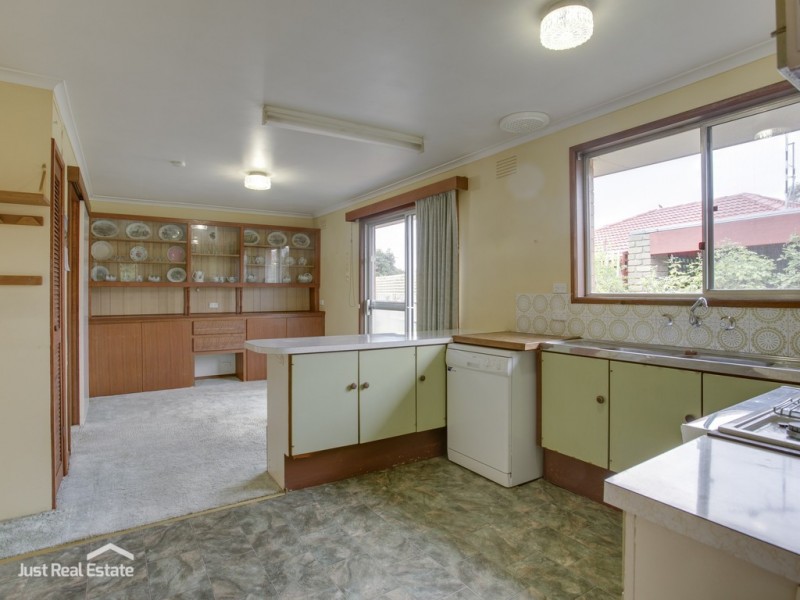 4 Trentwood Road, Narre Warren VIC 3805
