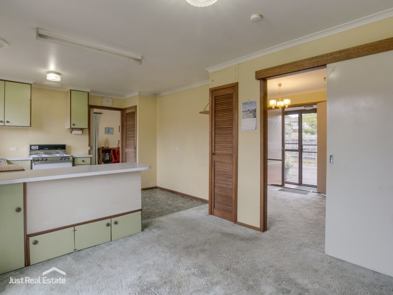 4 Trentwood Road, Narre Warren VIC 3805