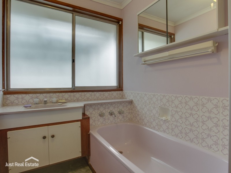 4 Trentwood Road, Narre Warren VIC 3805