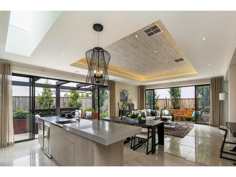 52 Flowerbloom Crescent, Clyde North VIC 3978