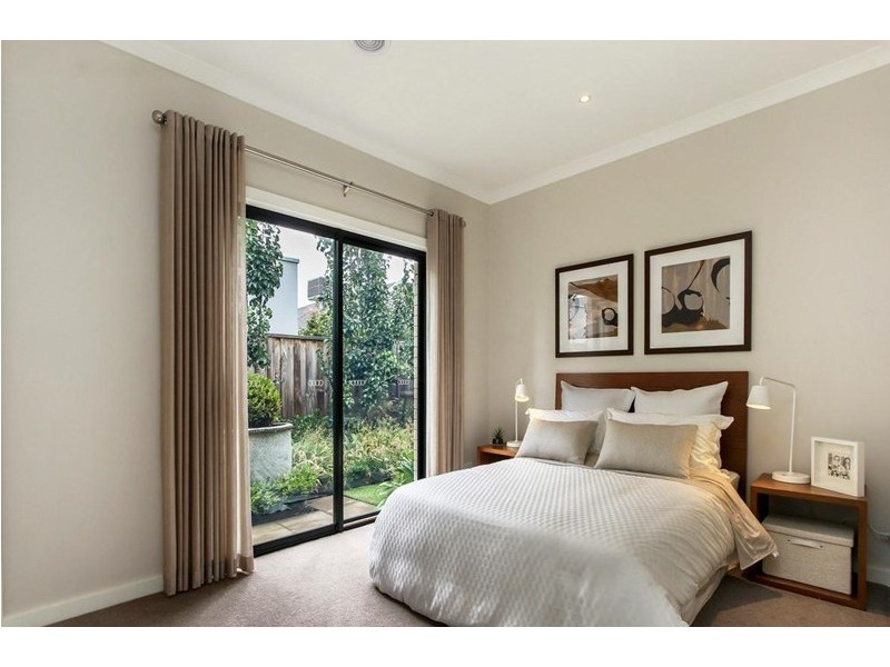 52 Flowerbloom Crescent, Clyde North VIC 3978