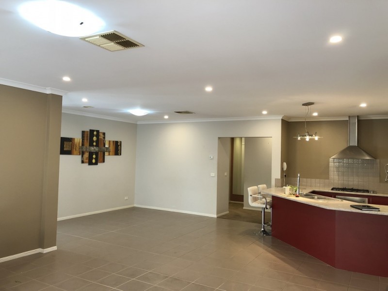 31 Ernest Crescent, Narre Warren South VIC 3805