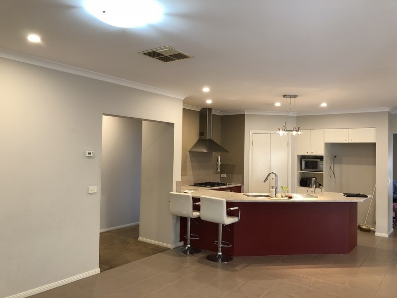 31 Ernest Crescent, Narre Warren South VIC 3805