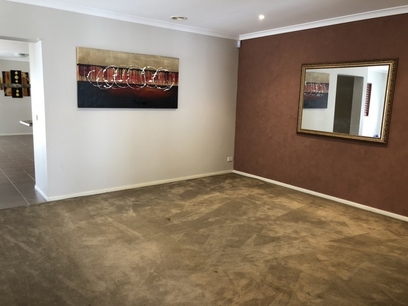 31 Ernest Crescent, Narre Warren South VIC 3805