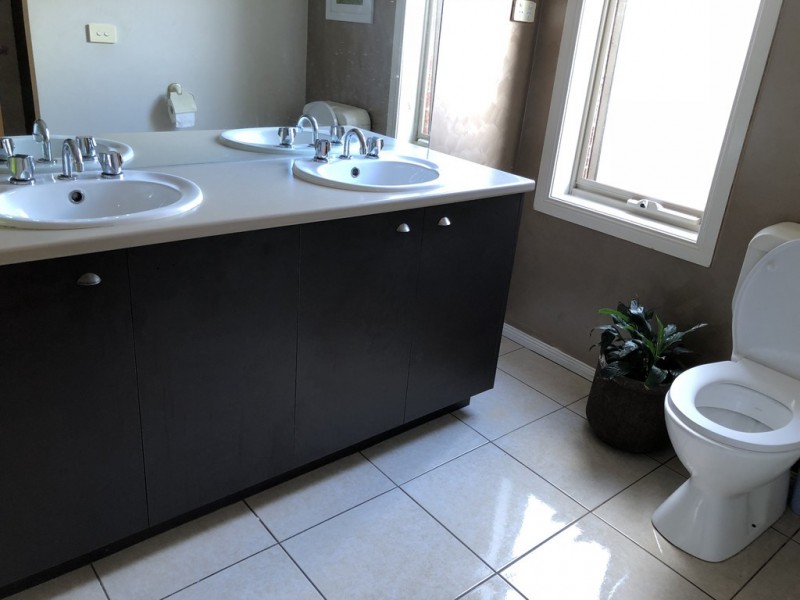 31 Ernest Crescent, Narre Warren South VIC 3805