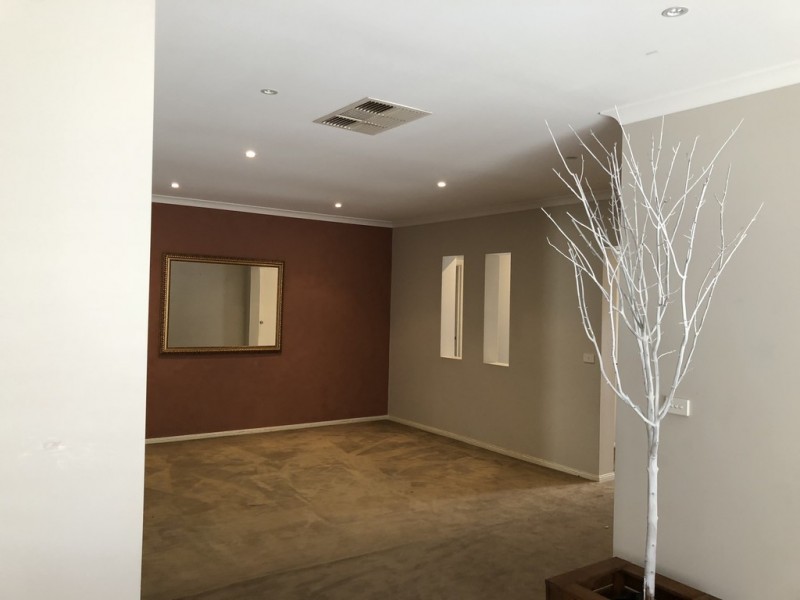 31 Ernest Crescent, Narre Warren South VIC 3805