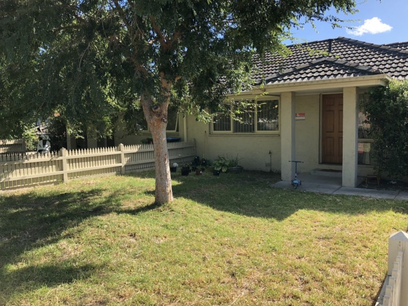 Units 1-3/13 Rhoden Grove, Eumemmerring VIC 3177