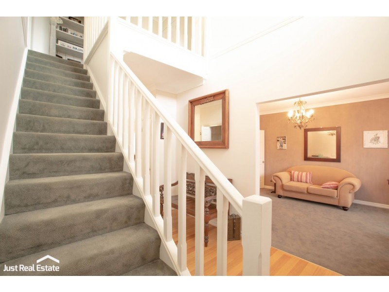 3 Carrum Close, Berwick VIC 3806