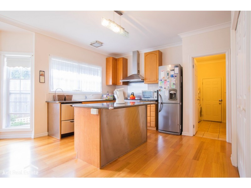 3 Carrum Close, Berwick VIC 3806