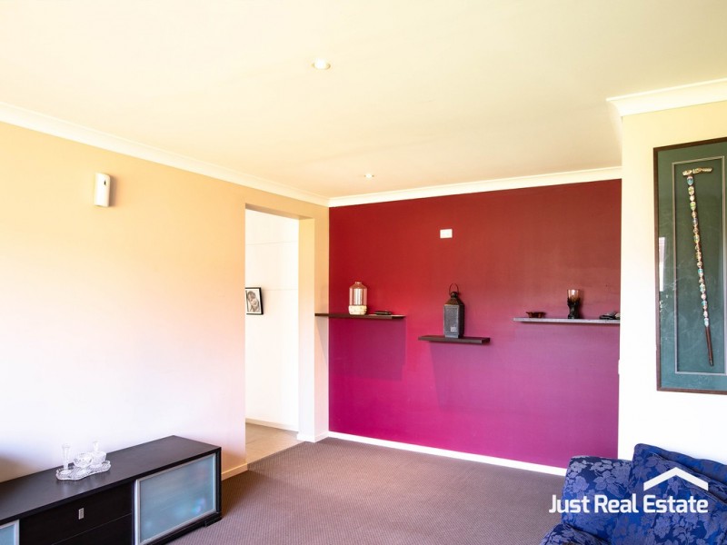 43 Ebony Street, Cranbourne VIC 3977