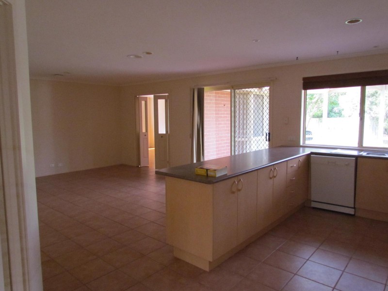 4 Yalumba Court, Berwick VIC 3806